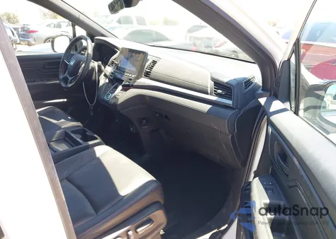 2023 Honda Odyssey Sport z USA, uszkodzony, nr VIN 5FNRL6H79PB001842